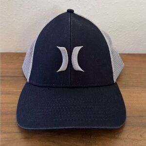 Hurley Icon Solid  Trucker Cap / Hat  Adjustable Snapback Blue Silver Mesh